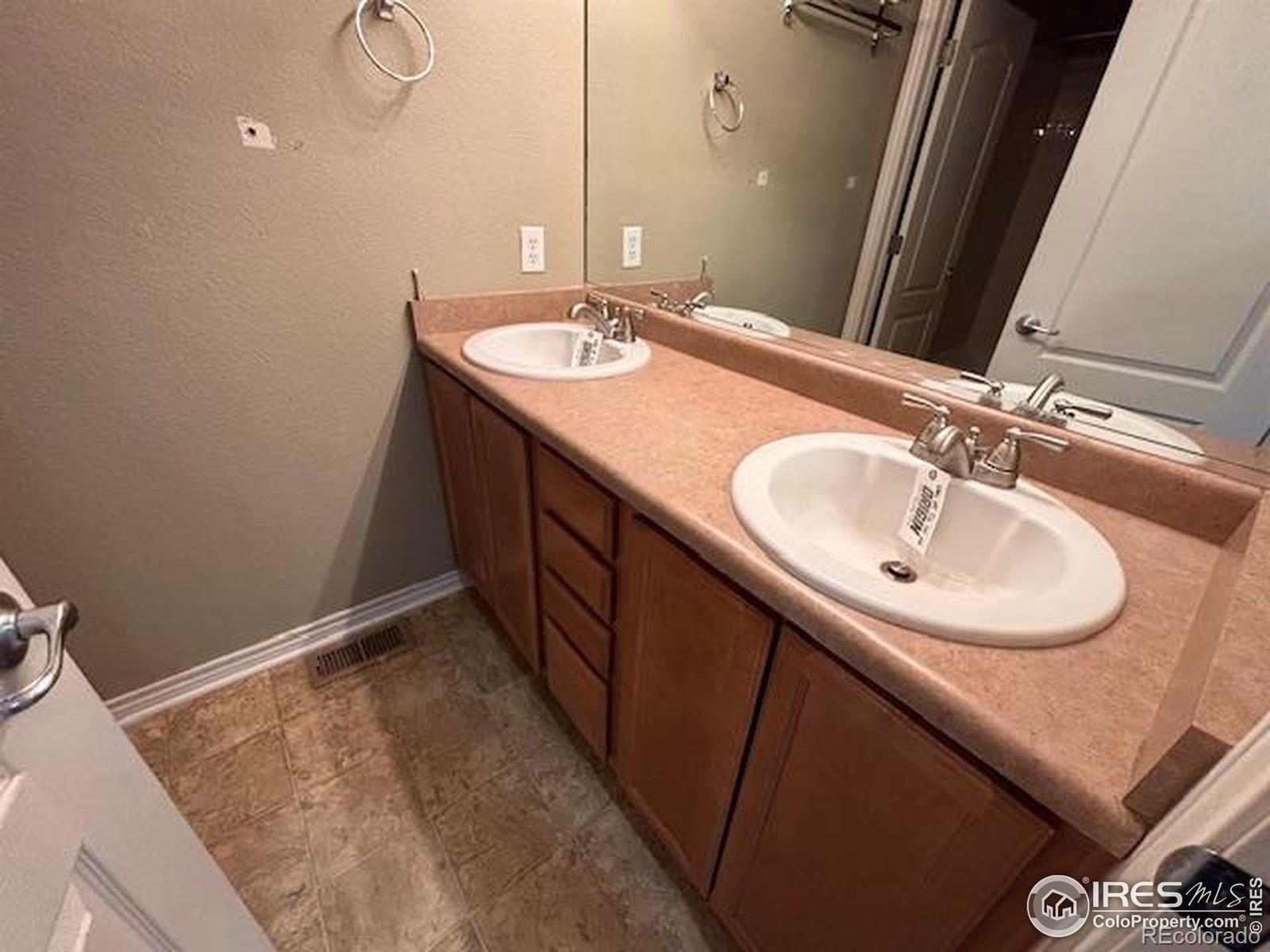 MLS Image #12 for 5551  29th street,greeley, Colorado