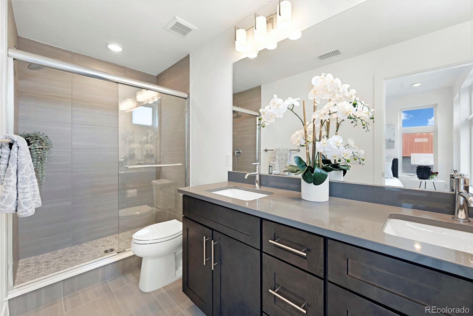 MLS Image #24 for 6971 e lowry boulevard,denver, Colorado