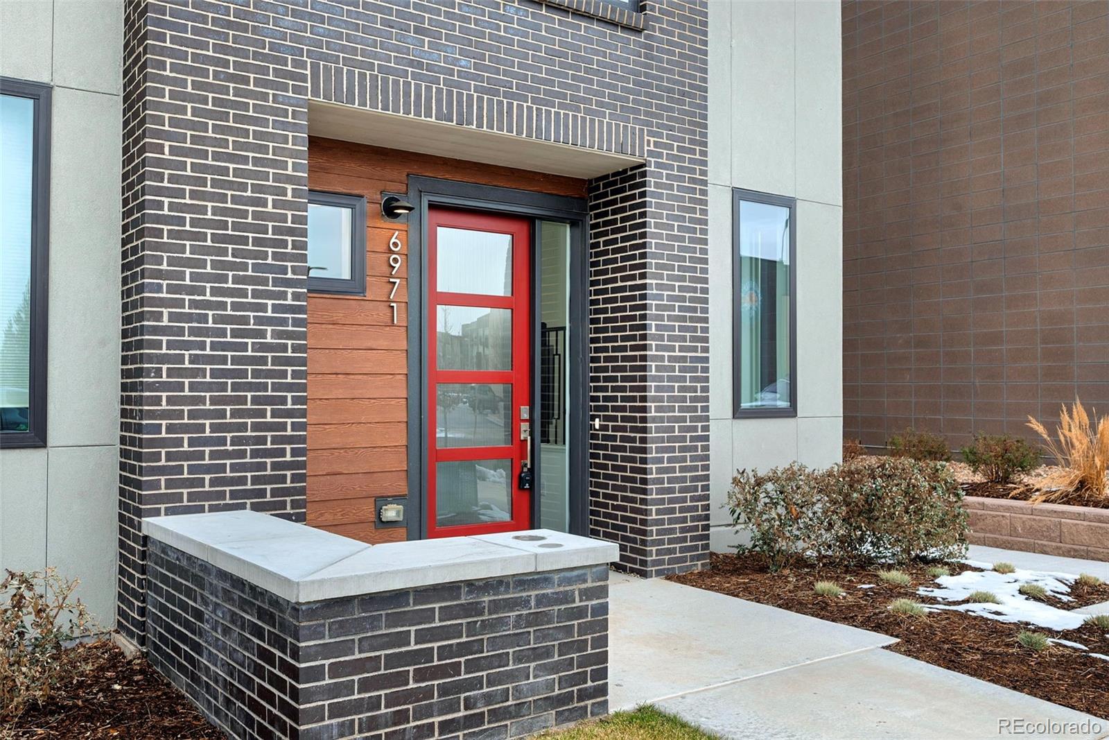 MLS Image #3 for 6971 e lowry boulevard,denver, Colorado