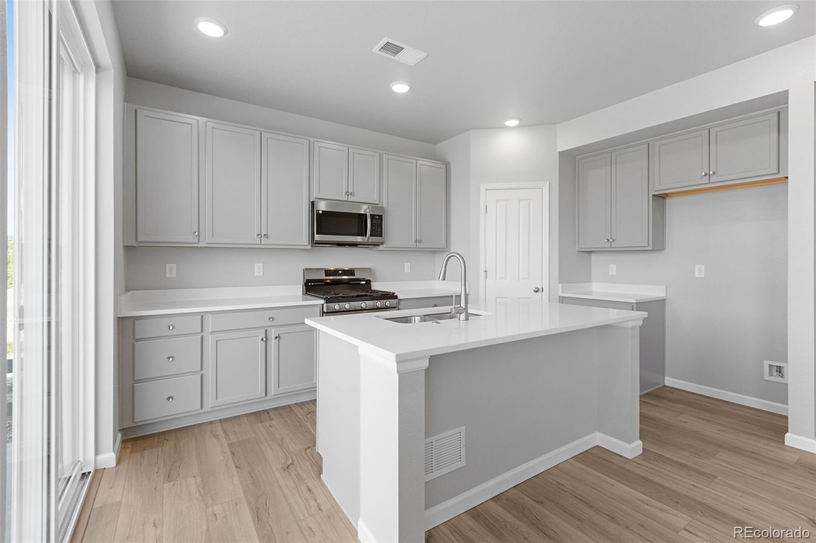MLS Image #2 for 16953  ballinger circle,mead, Colorado