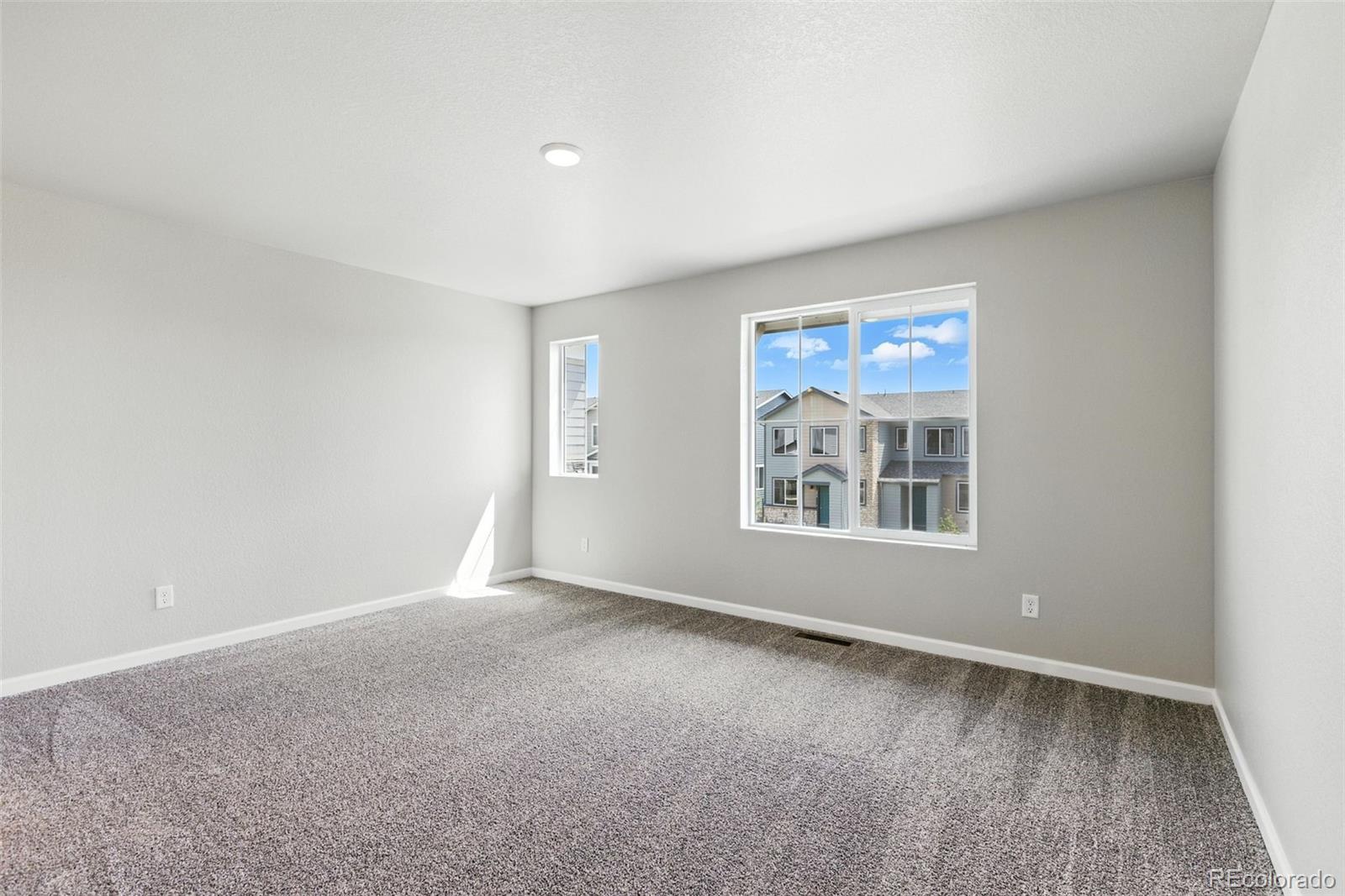 MLS Image #3 for 309  scaup lane,johnstown, Colorado