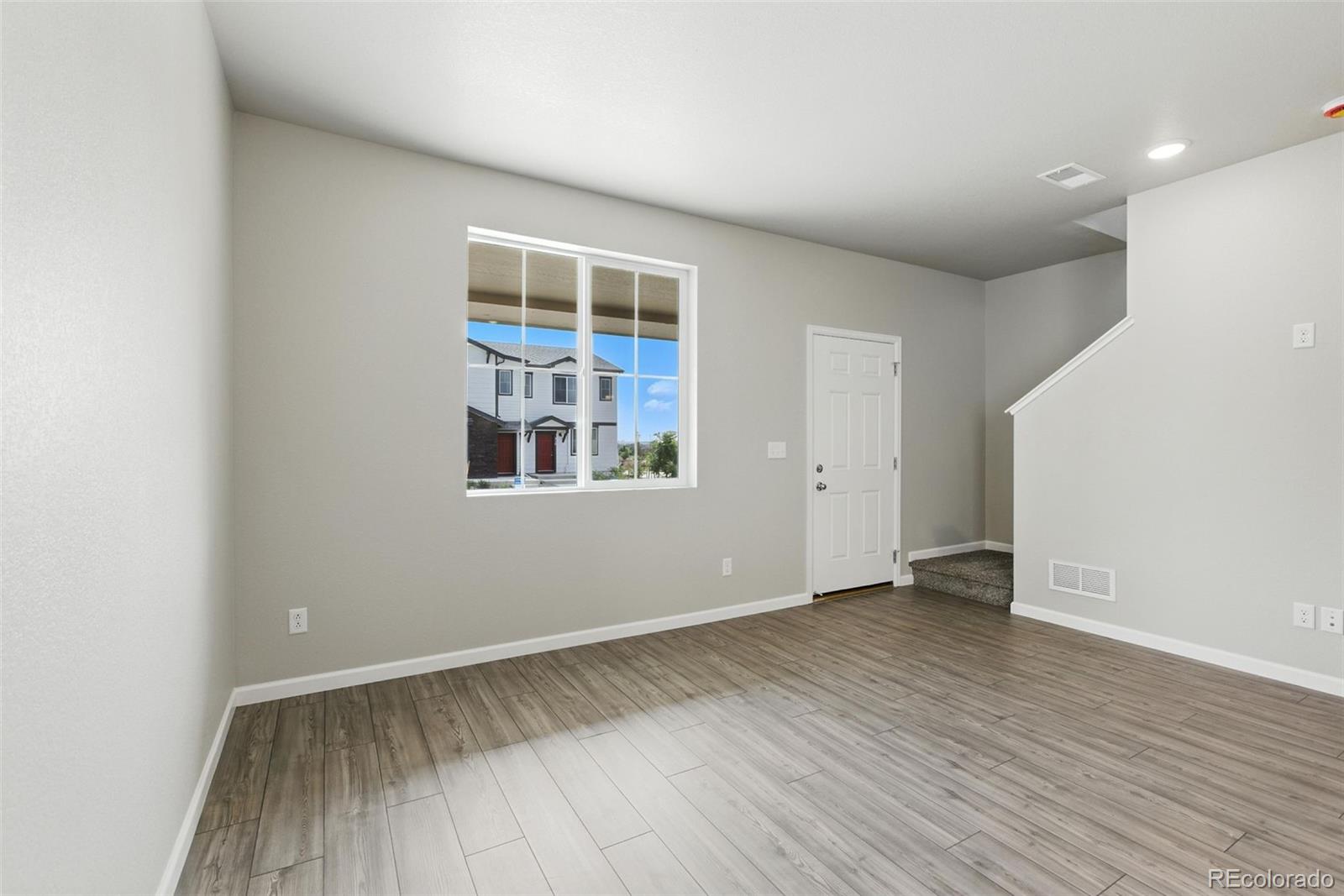 MLS Image #9 for 309  scaup lane,johnstown, Colorado