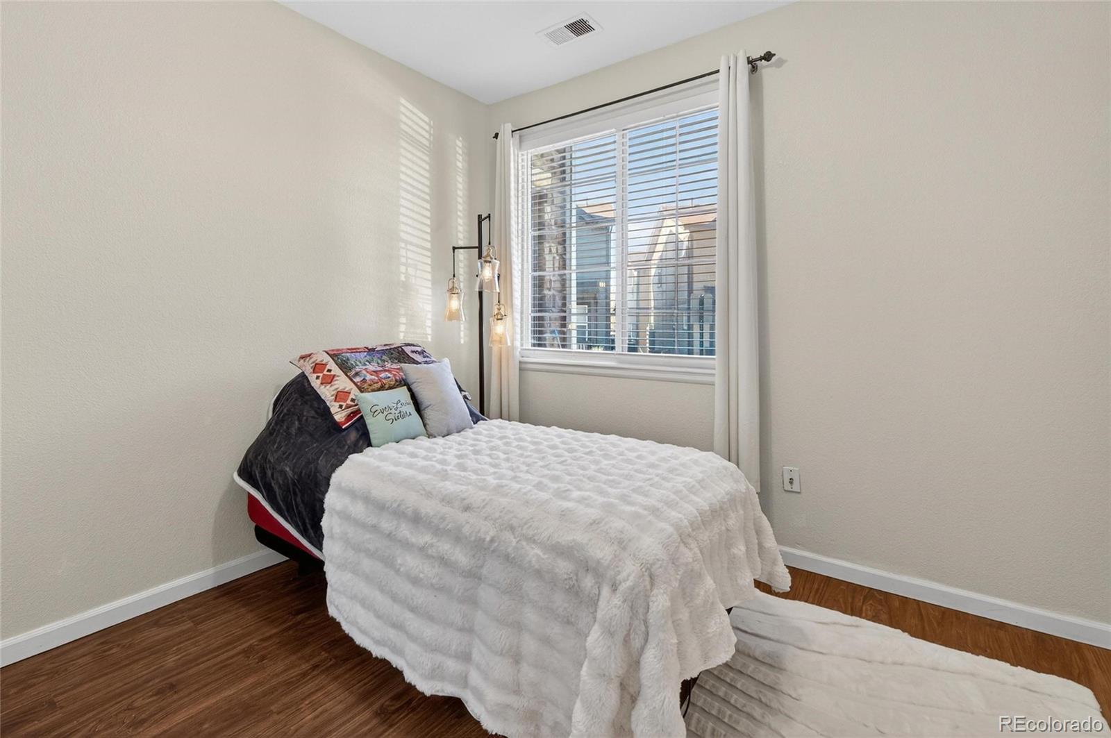 MLS Image #17 for 5255  memphis street,denver, Colorado