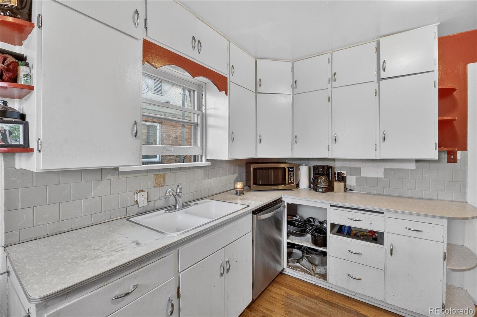 MLS Image #12 for 786 s york street,denver, Colorado