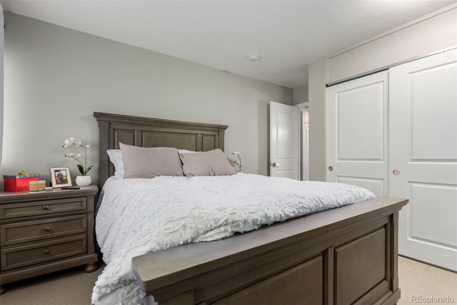 MLS Image #15 for 888 n logan street,denver, Colorado