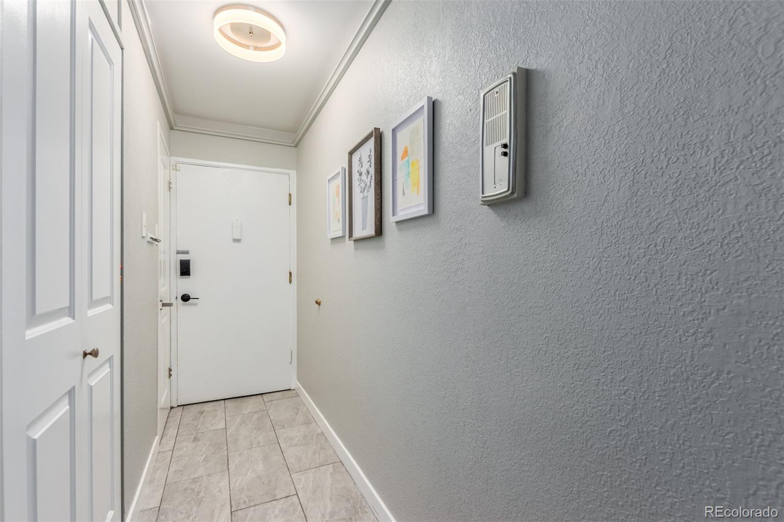 MLS Image #6 for 888 n logan street,denver, Colorado