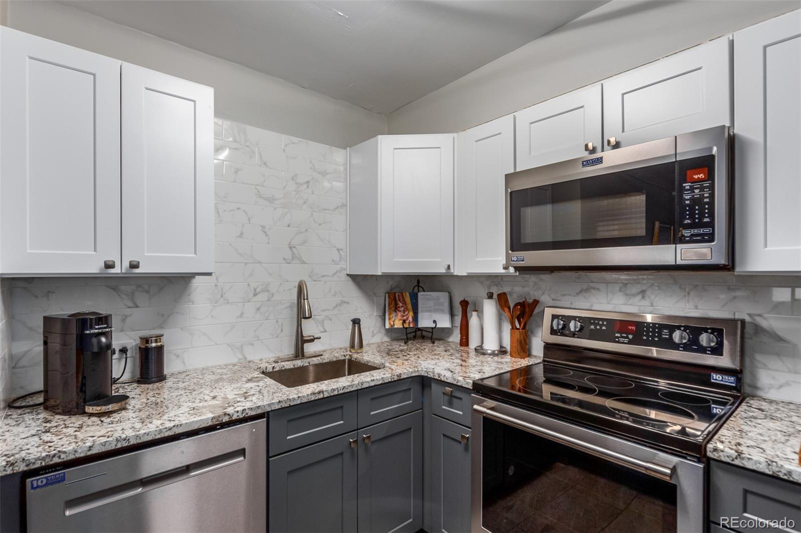 MLS Image #8 for 888 n logan street,denver, Colorado