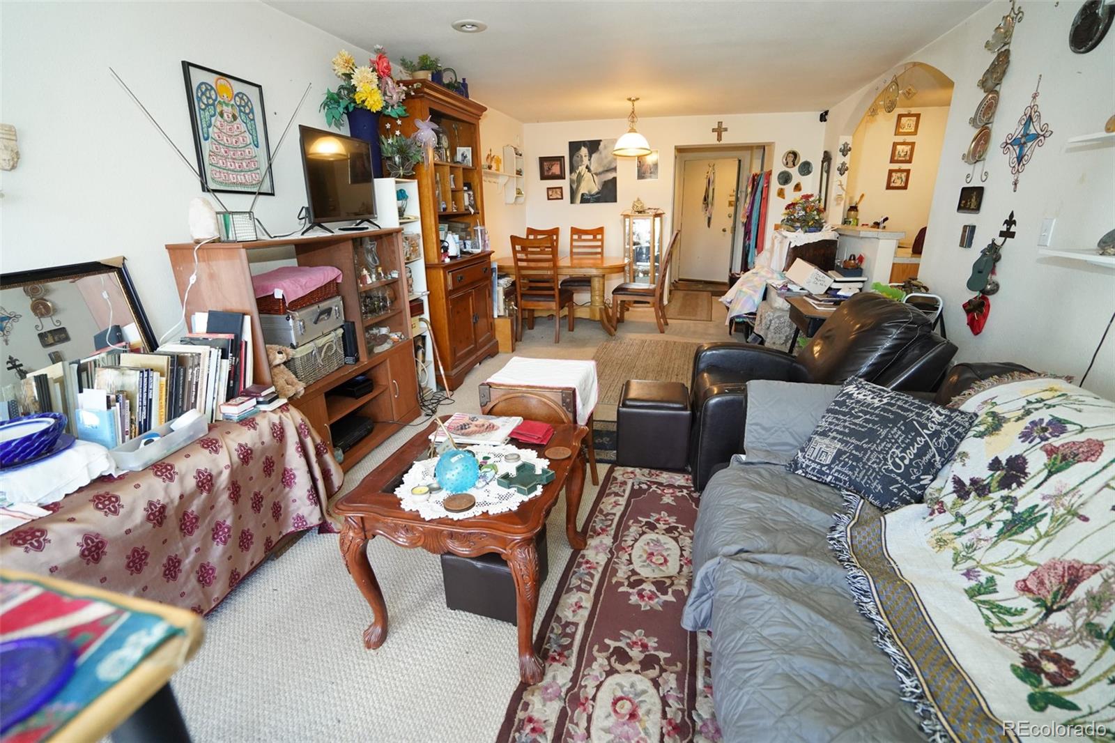 MLS Image #2 for 551 n pearl street,denver, Colorado