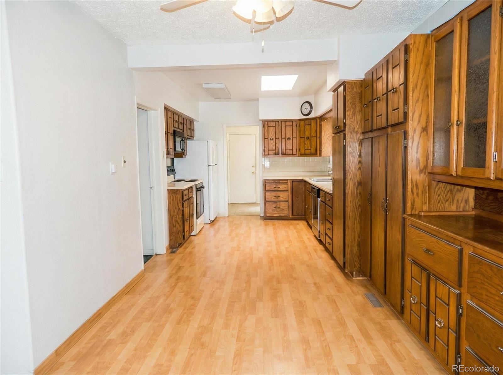 MLS Image #4 for 910  elm street,pueblo, Colorado