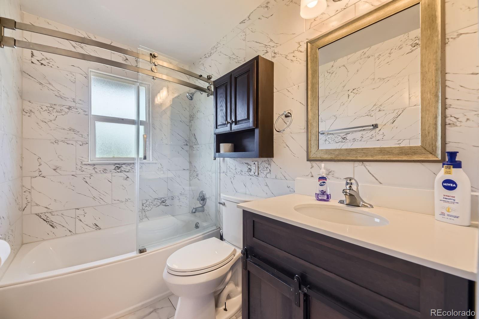 MLS Image #14 for 10633 e 6th place,aurora, Colorado