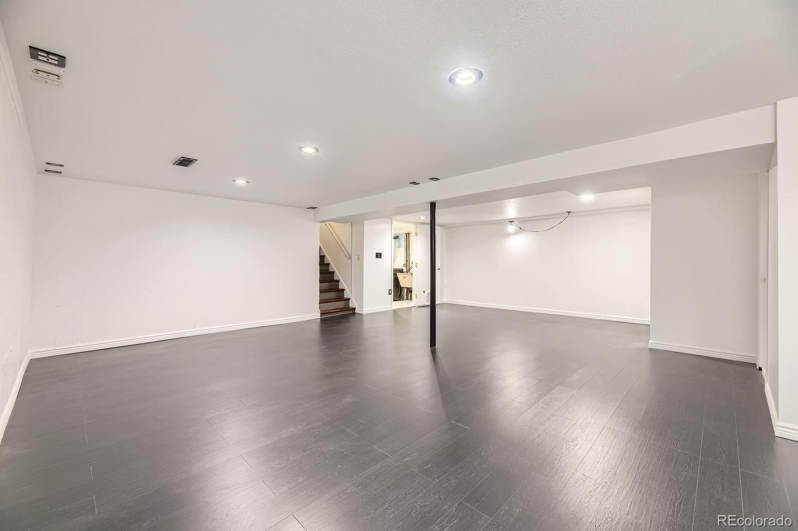MLS Image #18 for 10633 e 6th place,aurora, Colorado