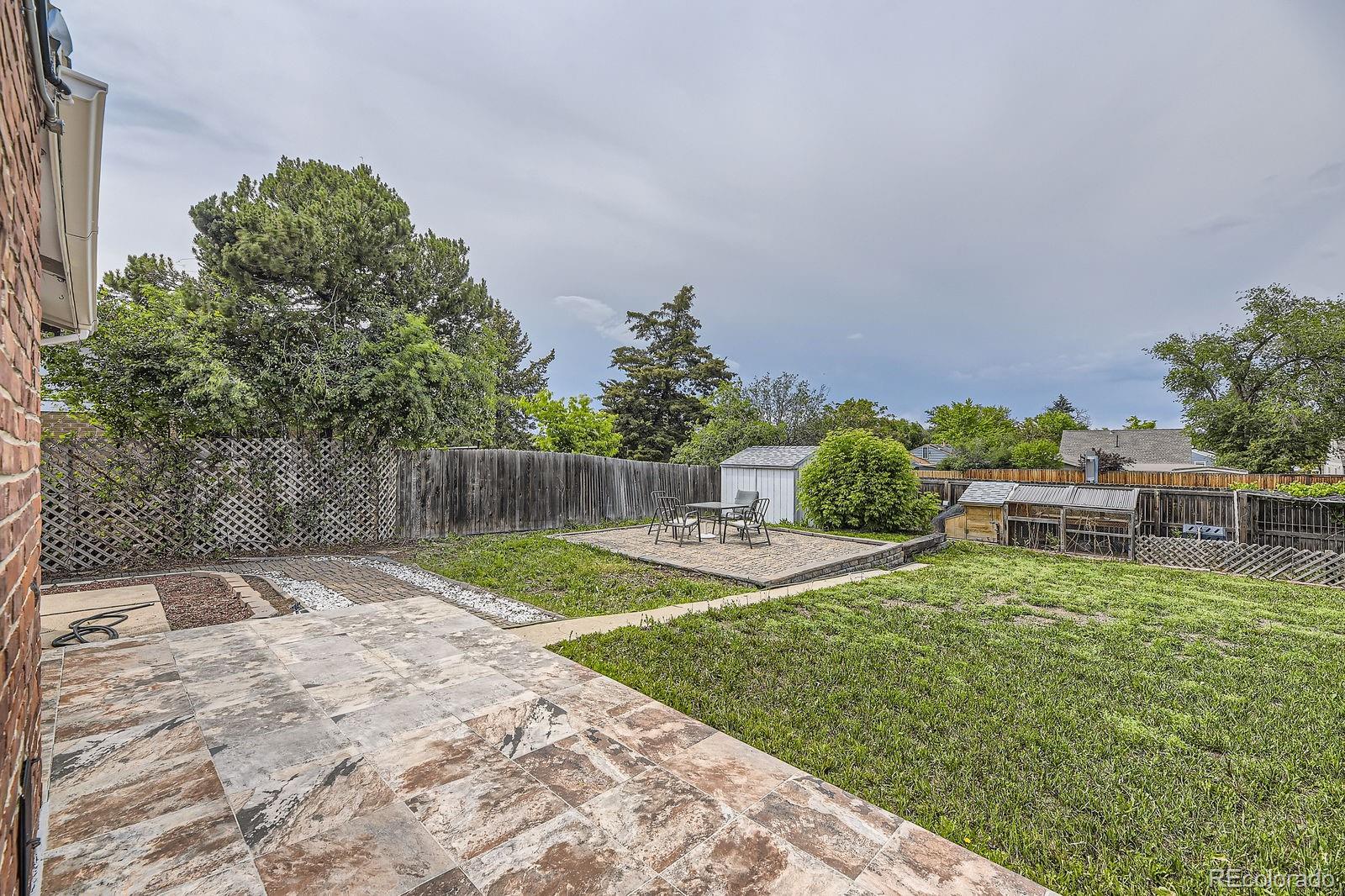 MLS Image #25 for 10633 e 6th place,aurora, Colorado