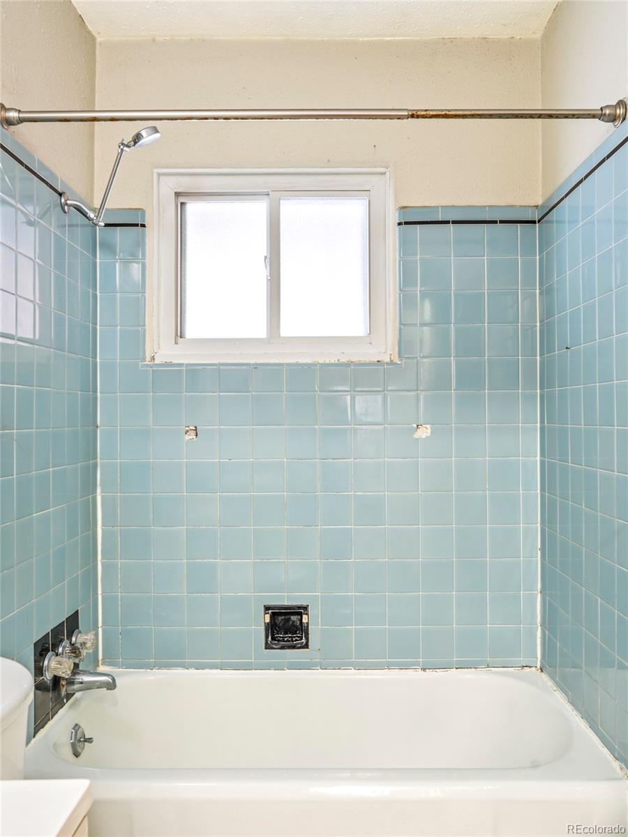 MLS Image #11 for 3940 w 17th avenue,denver, Colorado