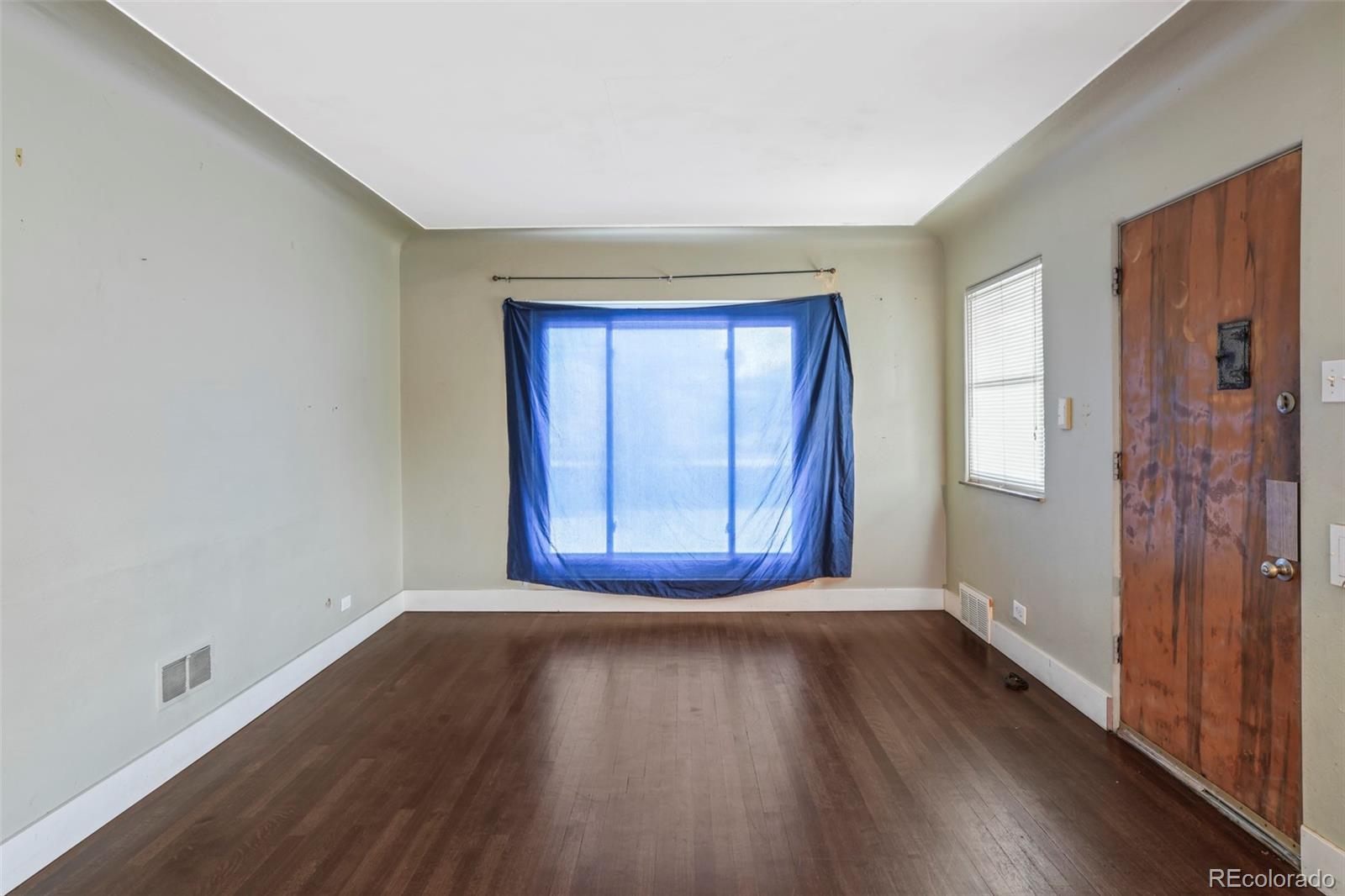 MLS Image #5 for 3940 w 17th avenue,denver, Colorado