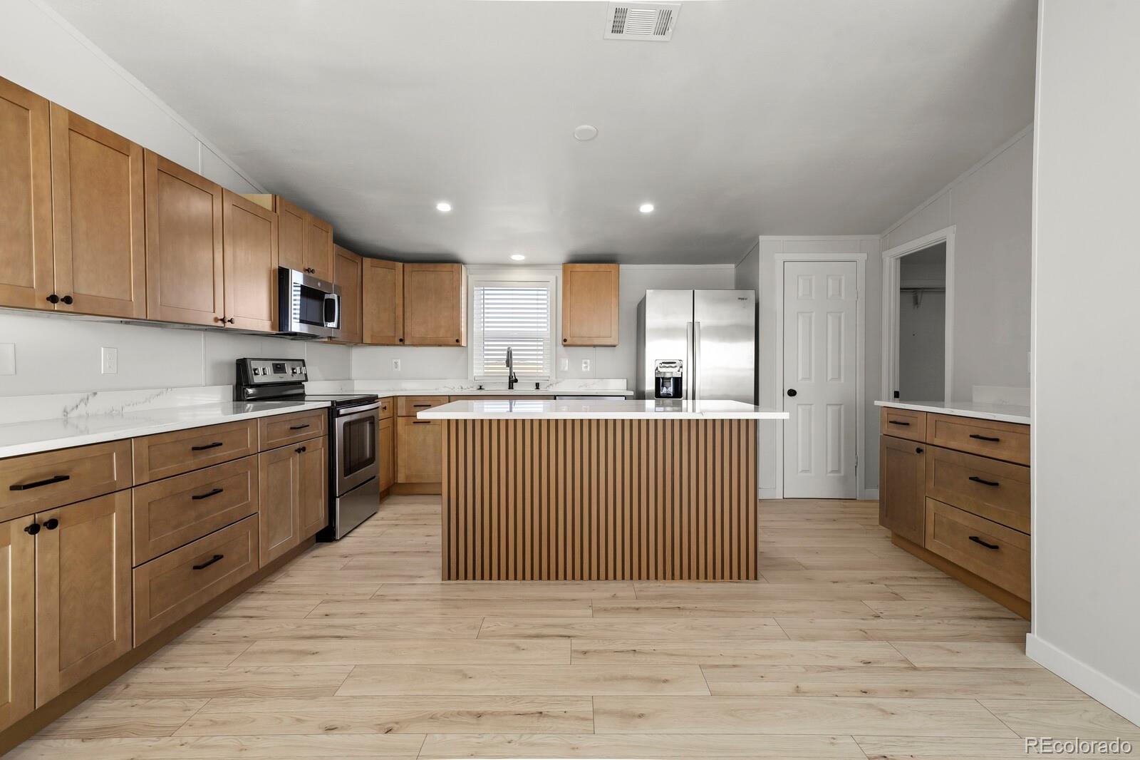 MLS Image #11 for 23390  handle road,calhan, Colorado