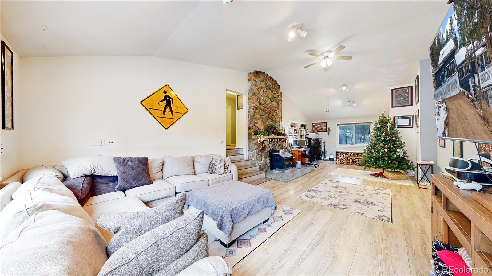 MLS Image #4 for 33988  jenifer road,pine, Colorado
