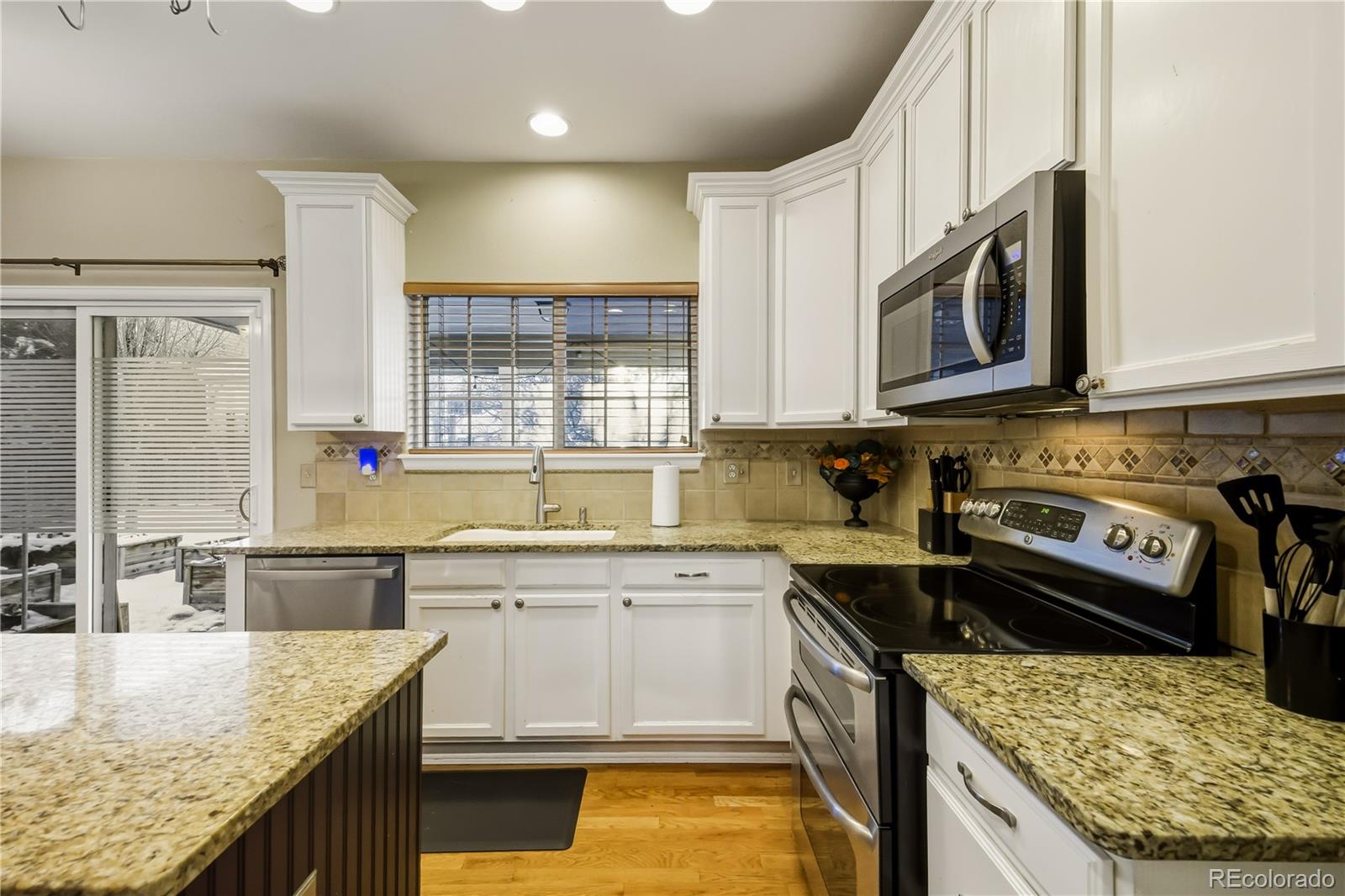 MLS Image #6 for 5453 s sicily street,aurora, Colorado