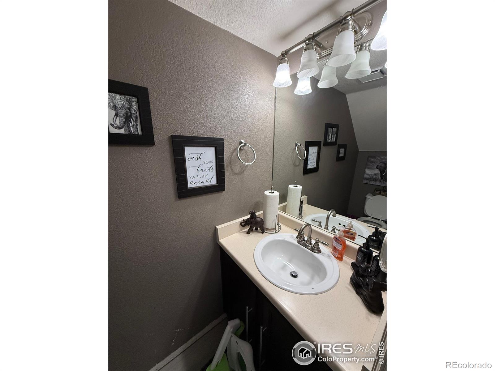 MLS Image #11 for 5141  jasper street,denver, Colorado