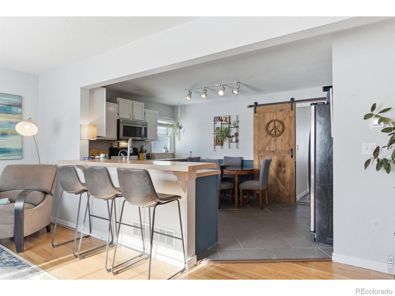 MLS Image #10 for 2431  mountain view drive,loveland, Colorado