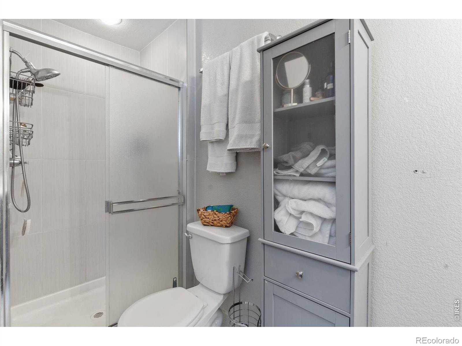 MLS Image #16 for 2431  mountain view drive,loveland, Colorado