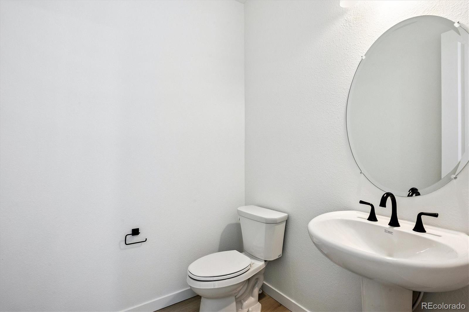 MLS Image #12 for 2132 s irvington street,aurora, Colorado