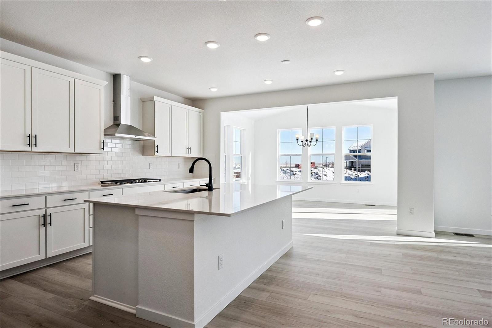 MLS Image #3 for 2132 s irvington street,aurora, Colorado