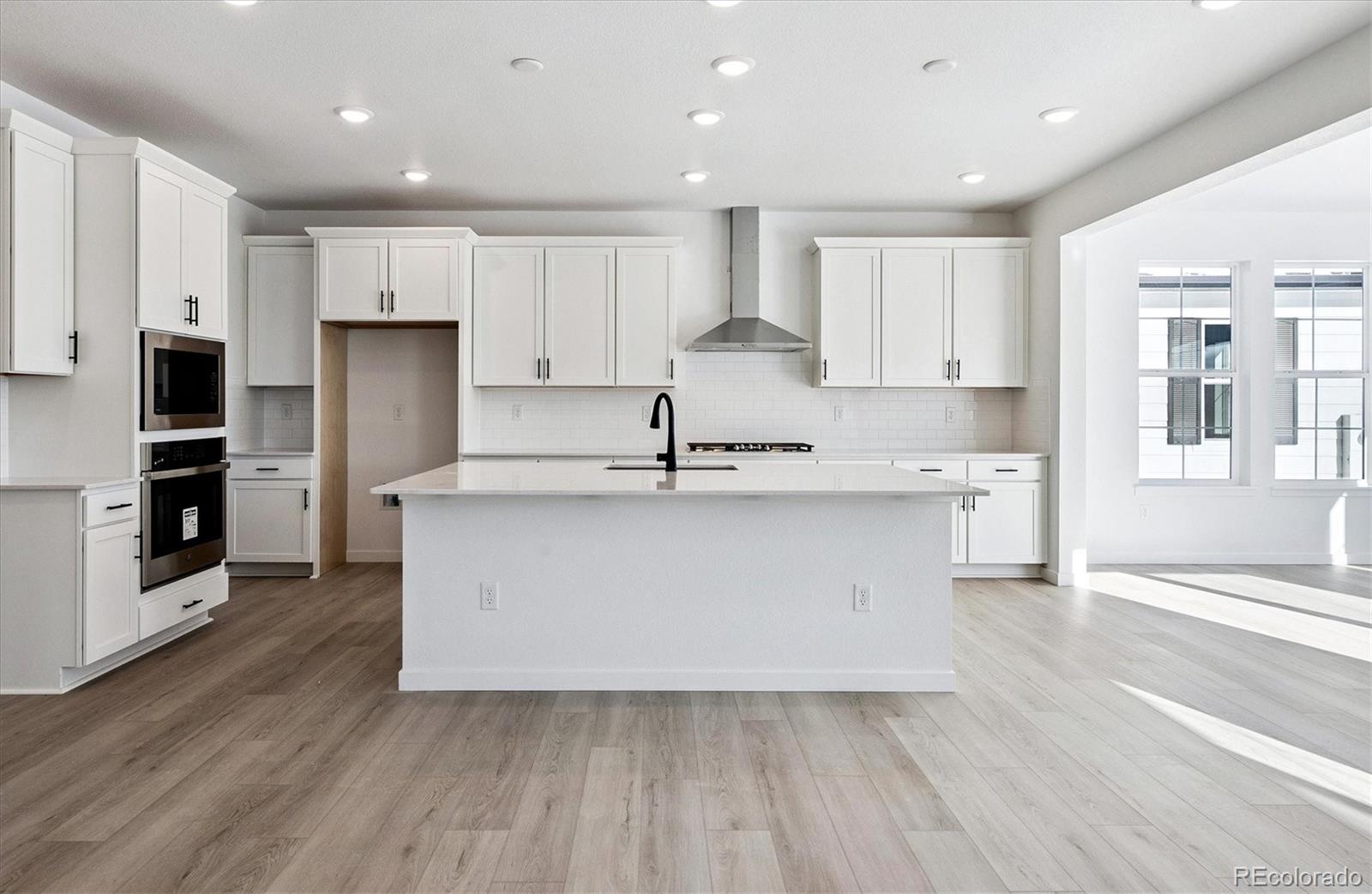 MLS Image #4 for 2132 s irvington street,aurora, Colorado