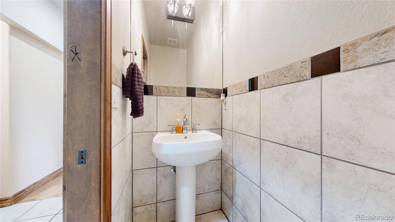 MLS Image #6 for 4883  jamesport drive,colorado springs, Colorado