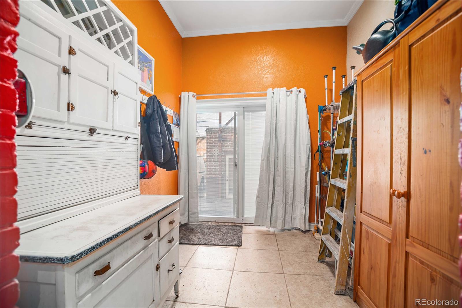 MLS Image #14 for 2623  stout street,denver, Colorado