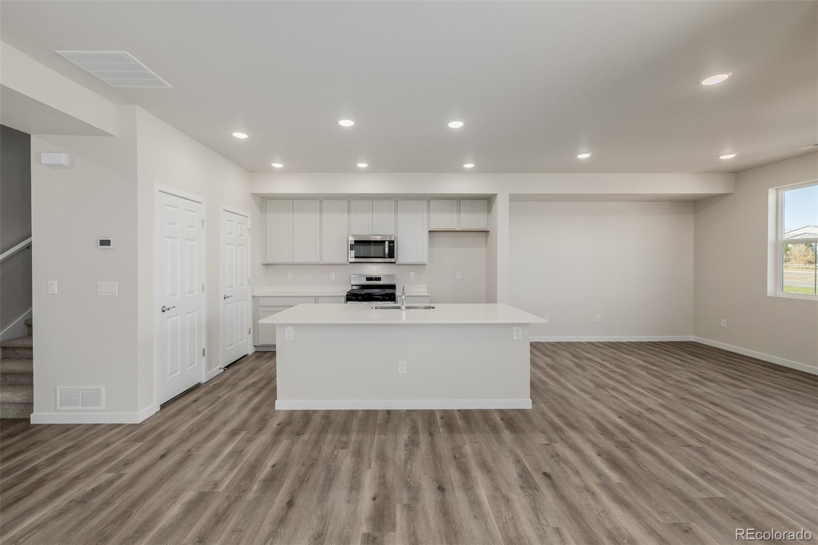 MLS Image #14 for 2919 e 103rd drive,thornton, Colorado