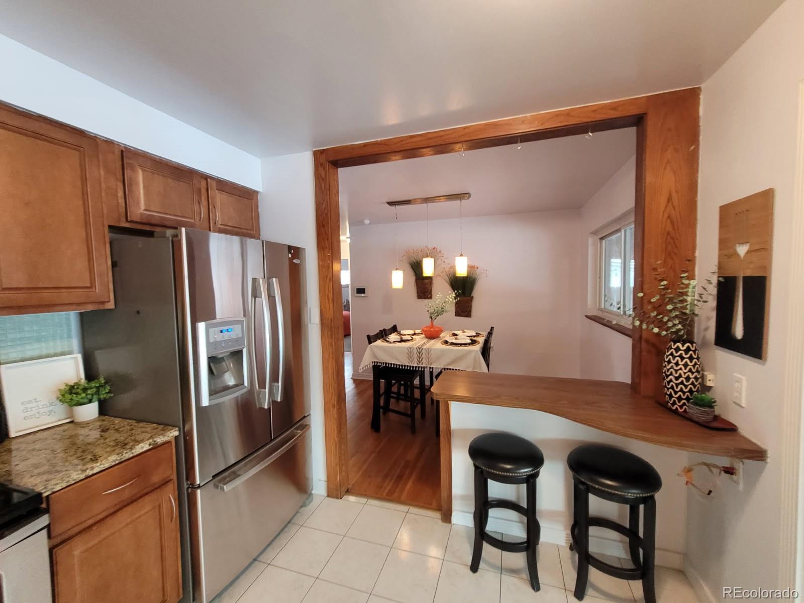 MLS Image #6 for 1385 s vrain way,denver, Colorado
