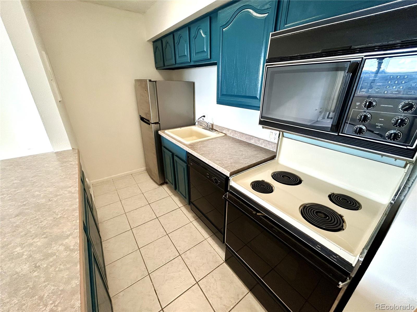 MLS Image #10 for 1020  15th street 33b,denver, Colorado