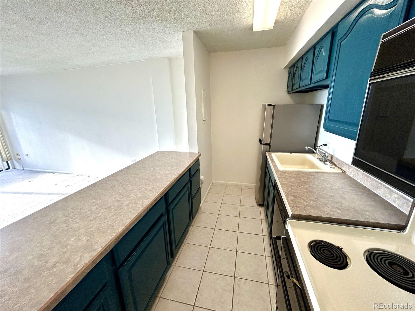 MLS Image #11 for 1020  15th street 33b,denver, Colorado