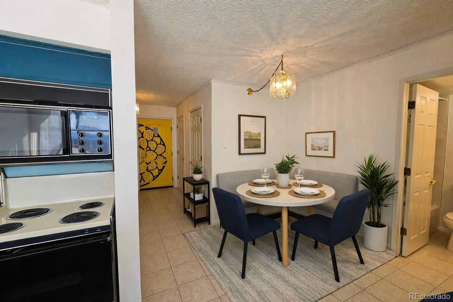 MLS Image #3 for 1020  15th street 33b,denver, Colorado