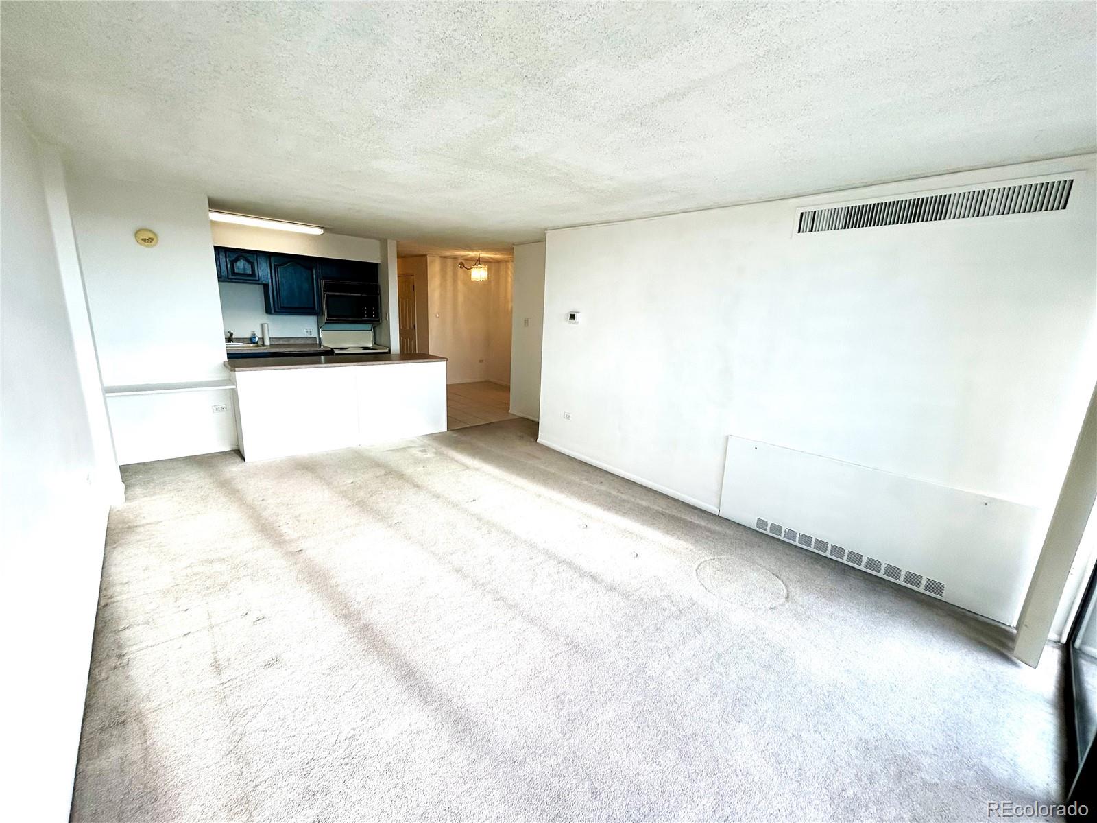 MLS Image #4 for 1020  15th street 33b,denver, Colorado