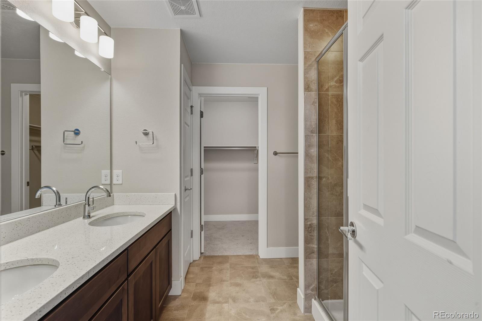MLS Image #17 for 4722  kittredge street 3,denver, Colorado