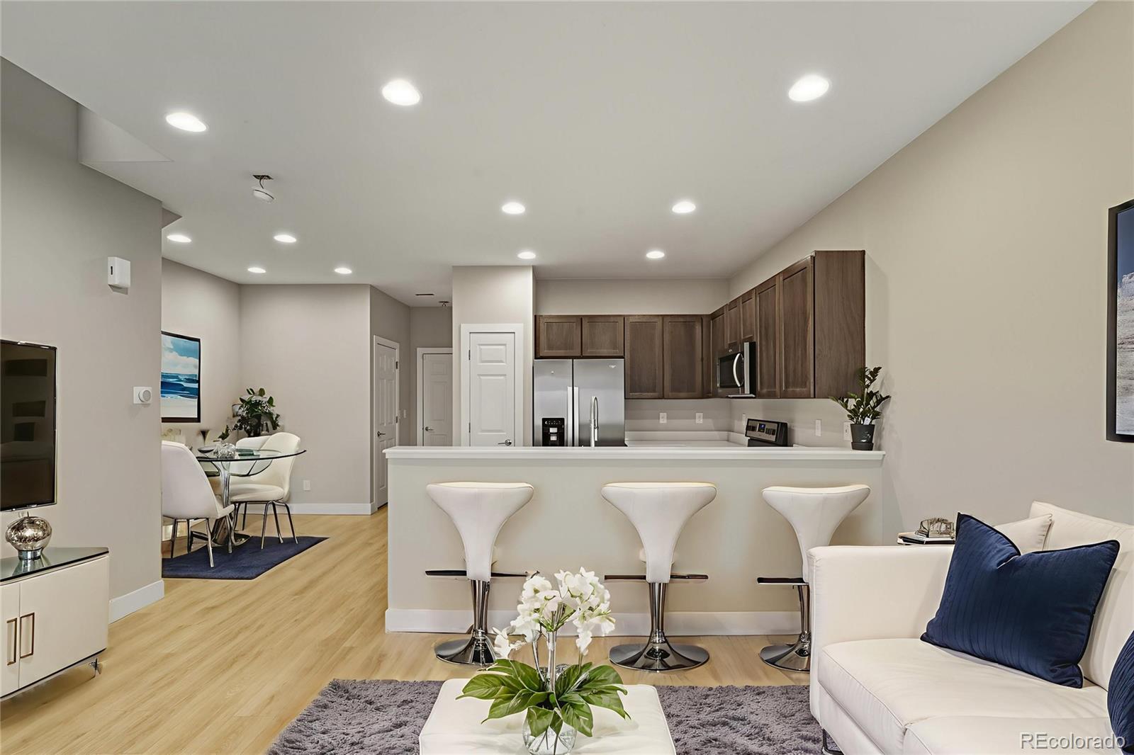 MLS Image #2 for 4722  kittredge street 3,denver, Colorado