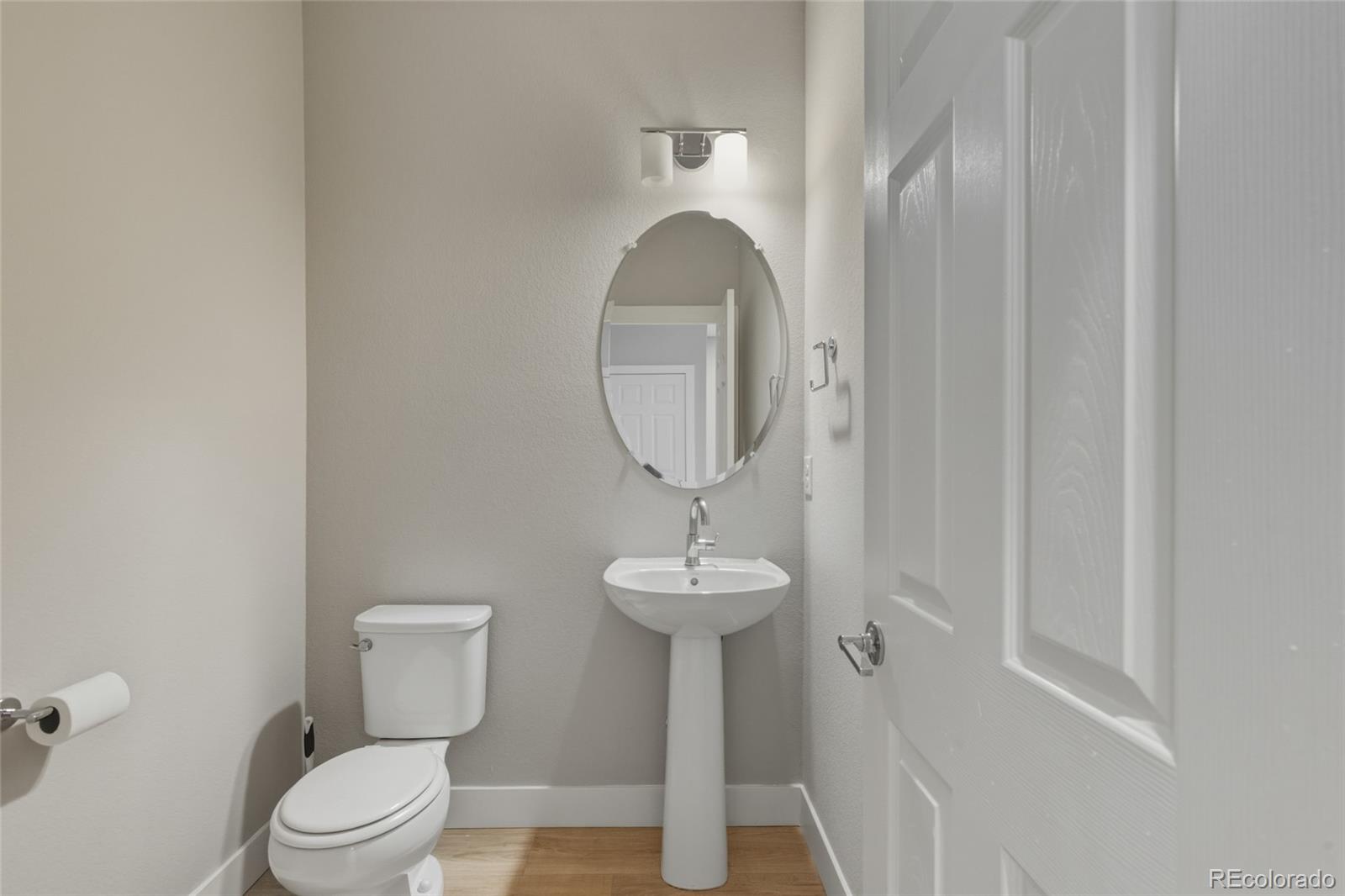 MLS Image #25 for 4722  kittredge street 3,denver, Colorado