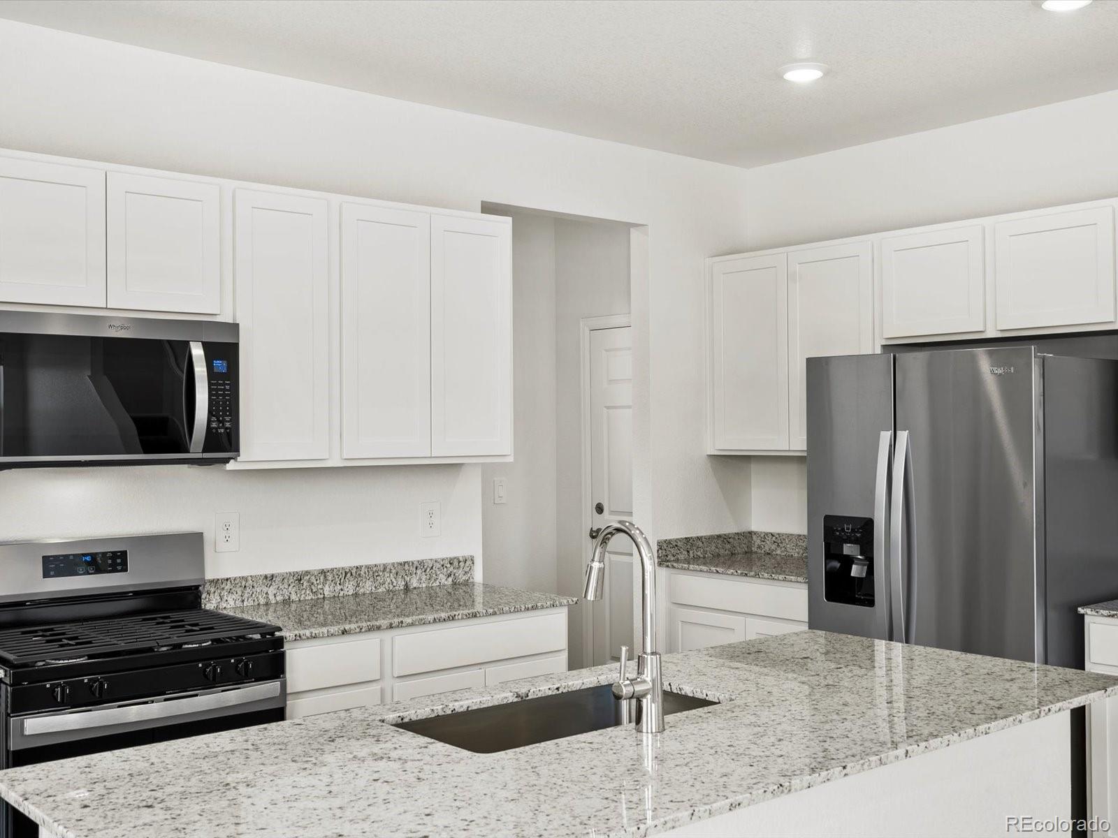 MLS Image #12 for 4684  sugarcane street,johnstown, Colorado