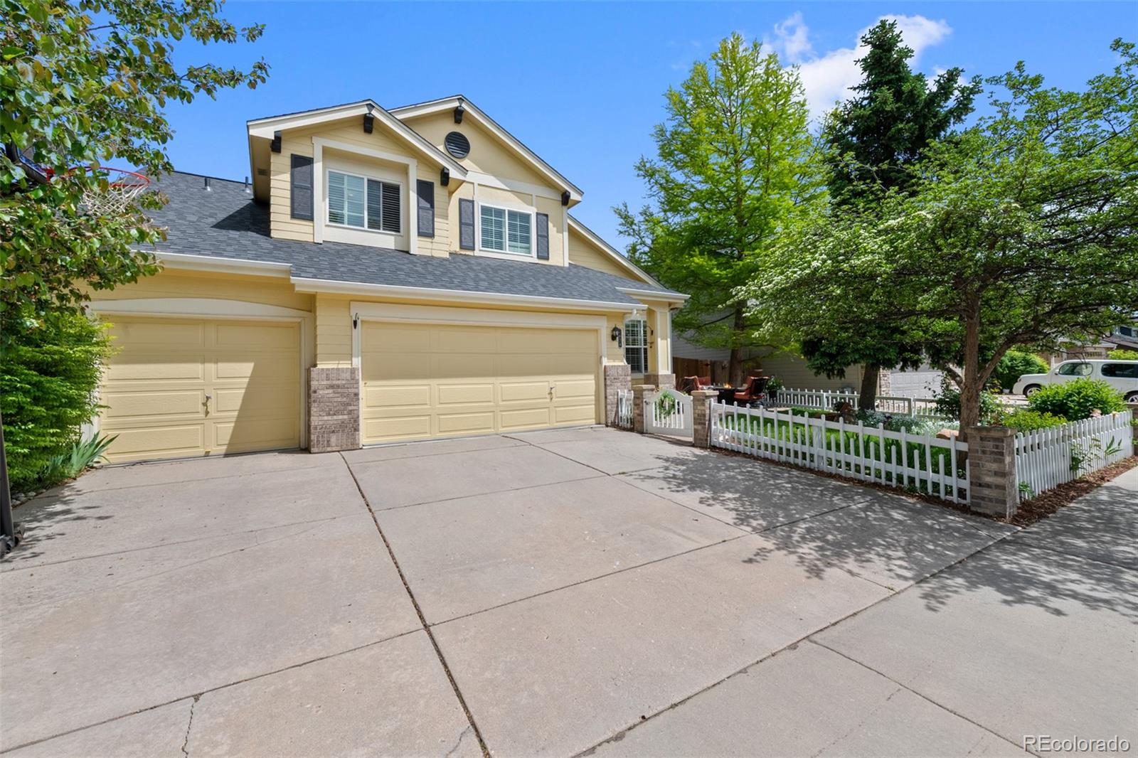 MLS Image #1 for 7638 s hudson way,centennial, Colorado