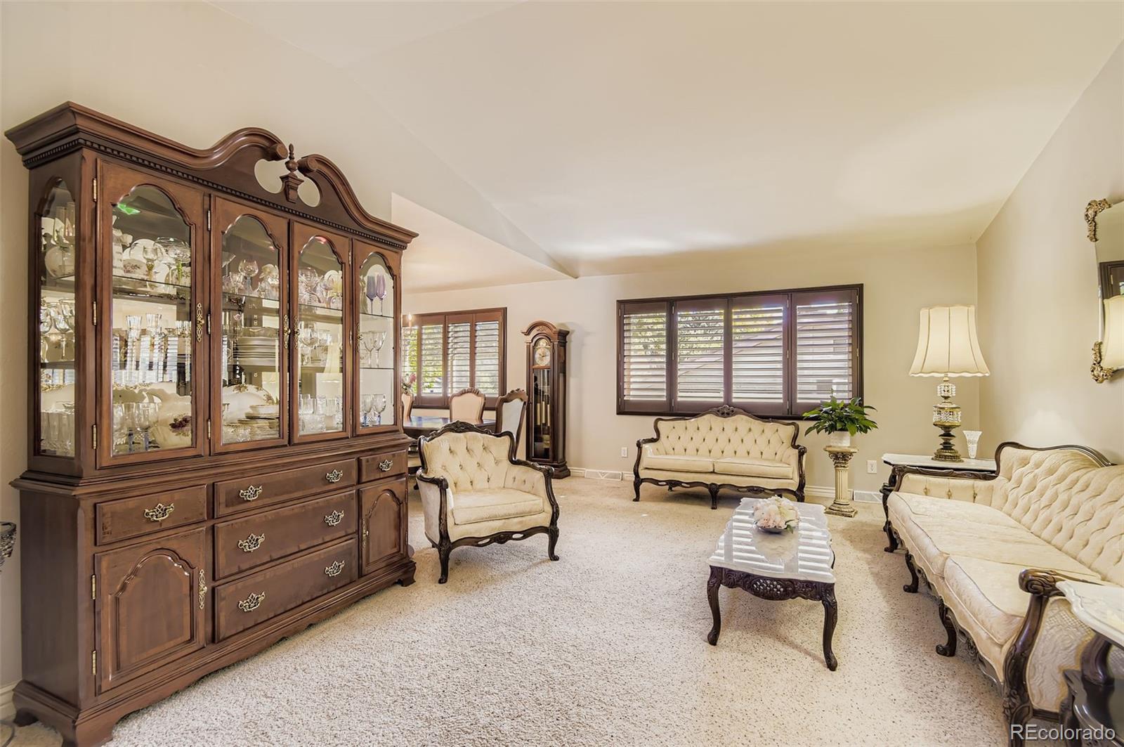 MLS Image #12 for 3640 s monaco parkway,denver, Colorado