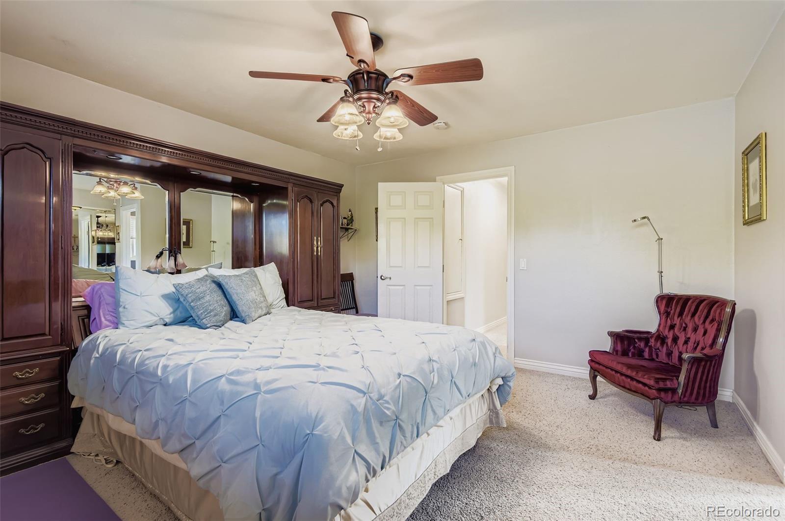 MLS Image #16 for 3640 s monaco parkway,denver, Colorado