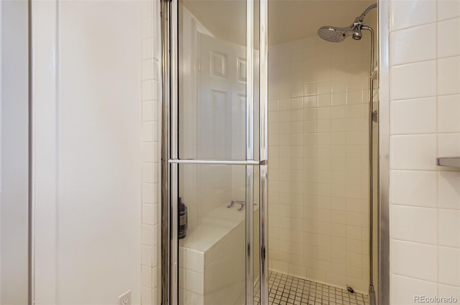 MLS Image #28 for 3640 s monaco parkway,denver, Colorado