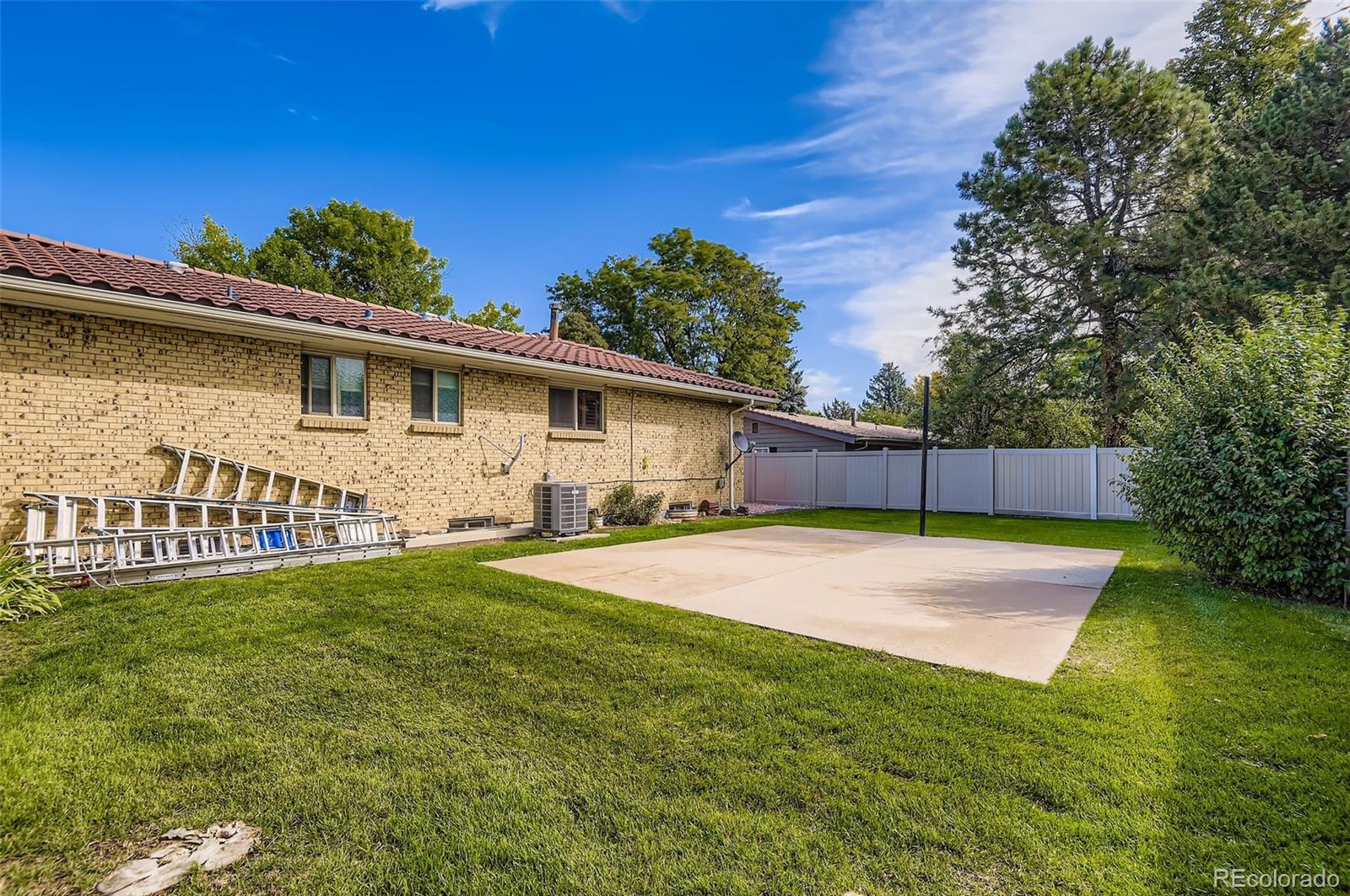 MLS Image #31 for 3640 s monaco parkway,denver, Colorado