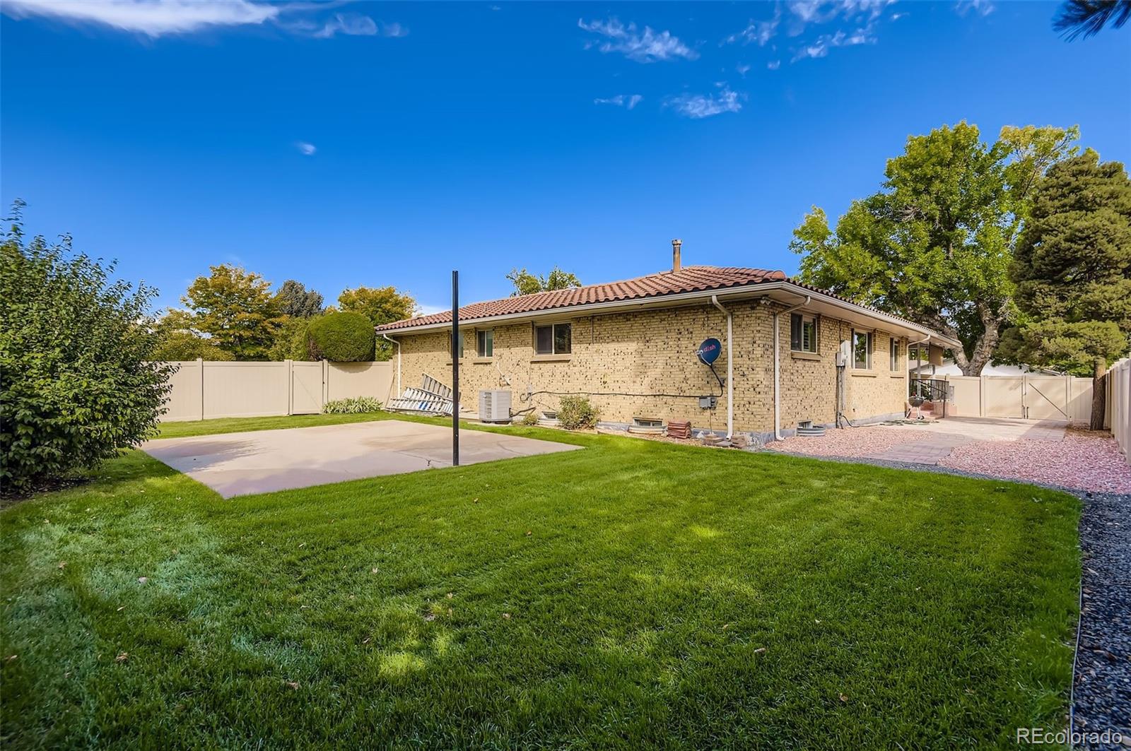 MLS Image #32 for 3640 s monaco parkway,denver, Colorado