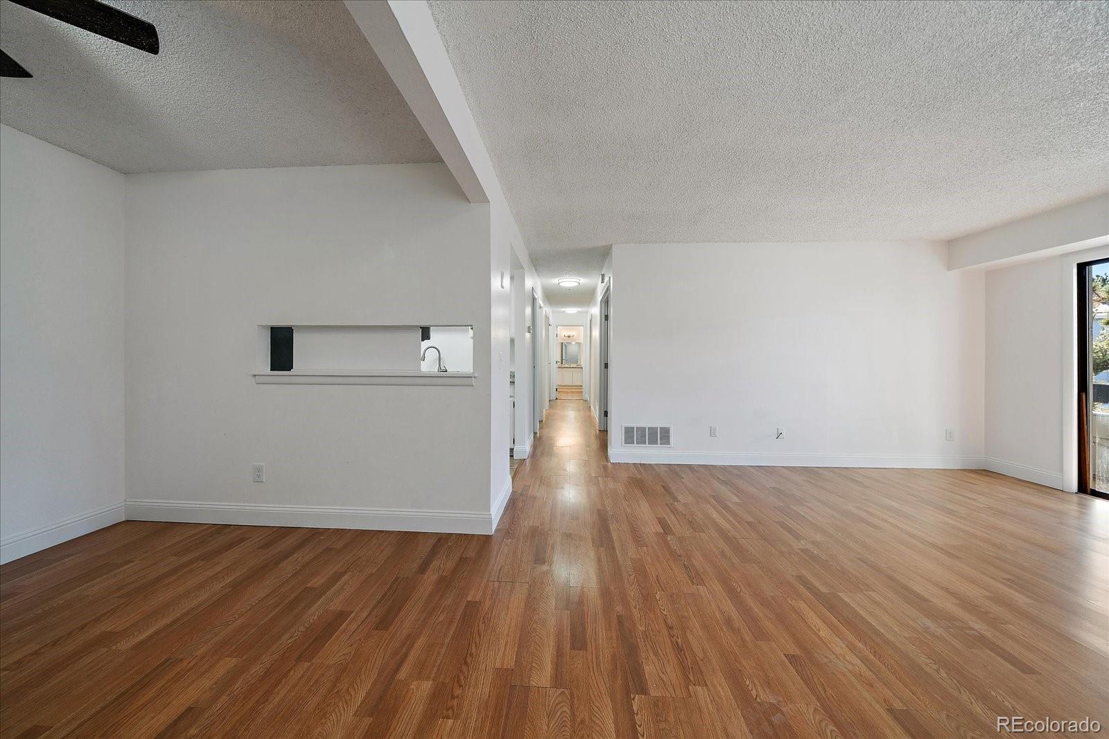 MLS Image #3 for 14465 e 1st drive b8,aurora, Colorado