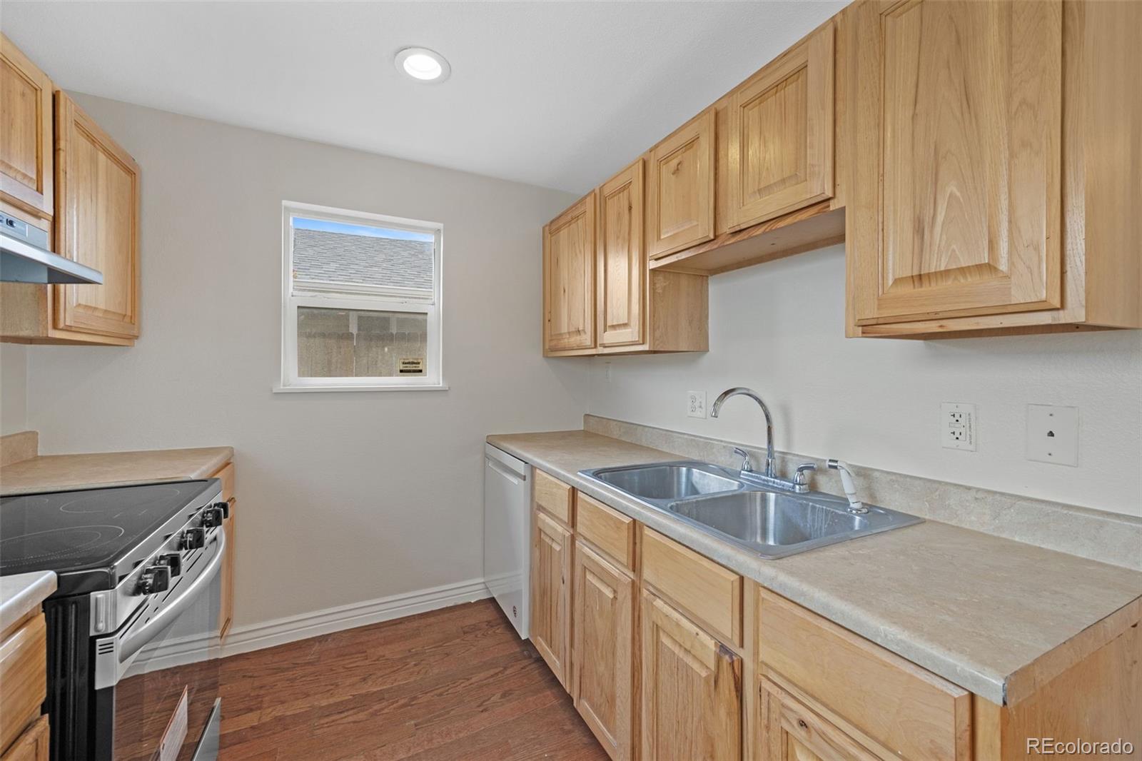 MLS Image #6 for 4956  umatilla street,denver, Colorado