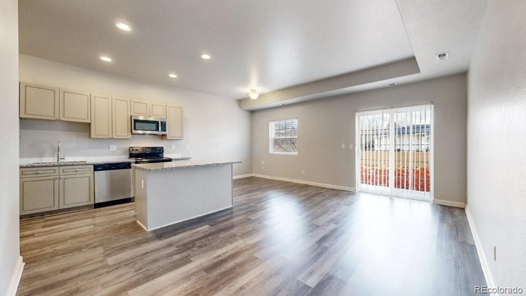 MLS Image #2 for 2671  sable boulevard,aurora, Colorado