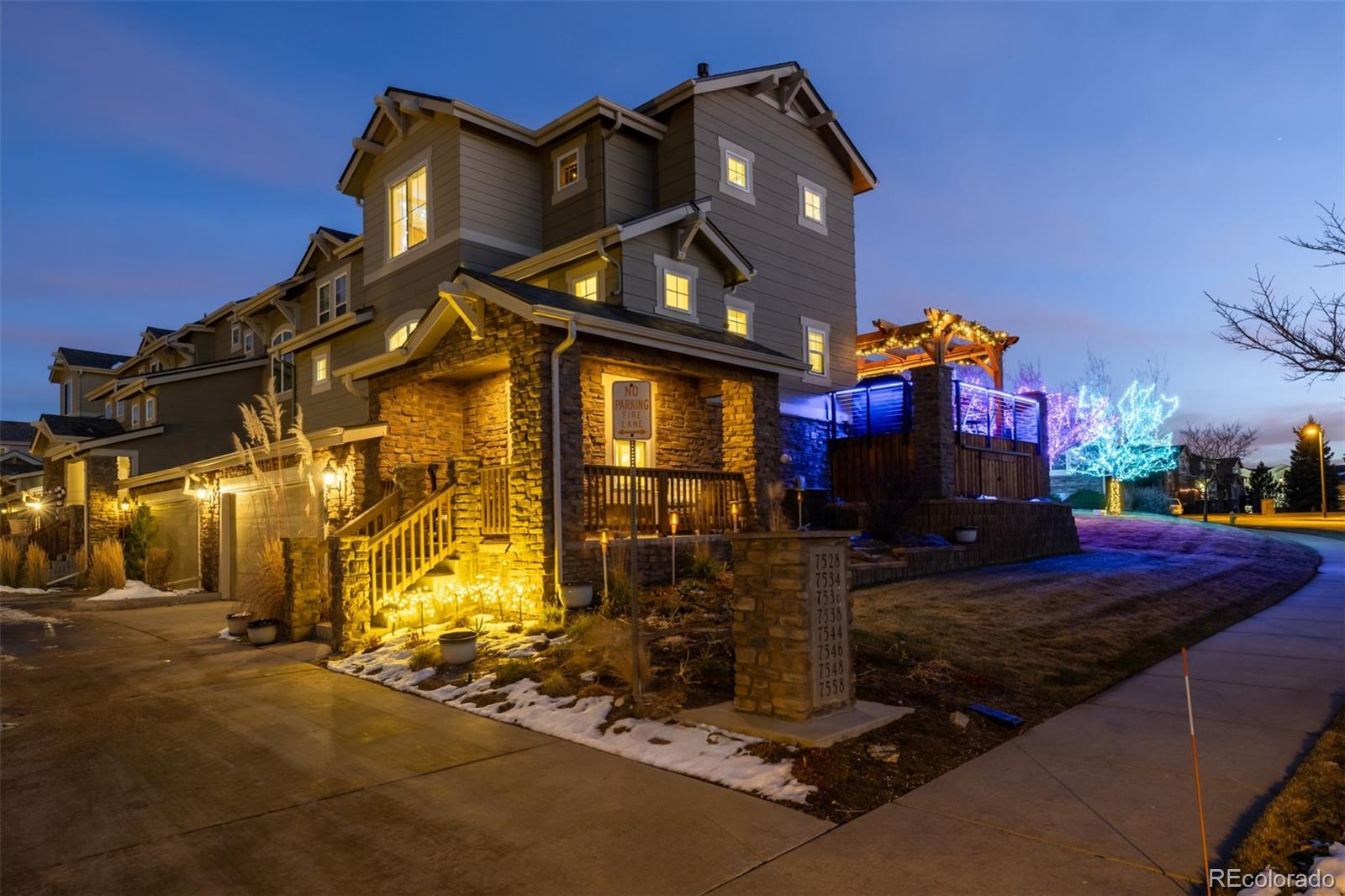 MLS Image #2 for 7544 s quatar way,aurora, Colorado