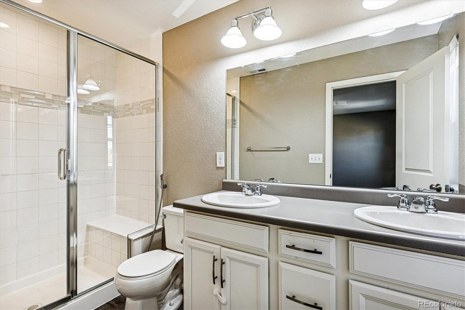 MLS Image #11 for 21832 e quincy circle,aurora, Colorado